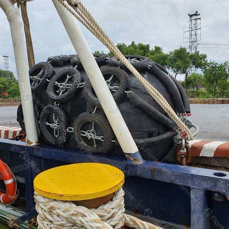 Ship pneumatic fender